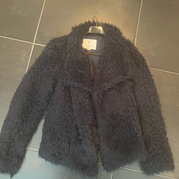Guess fuzzy jacket - Picture 1 of 3